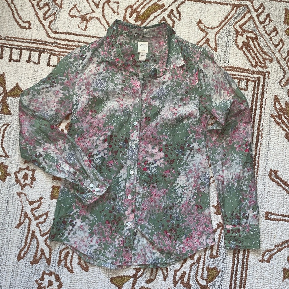 💚🩷J.CREW Perfect Shirt Green Abstract Floral Silk and Cotton Blouse